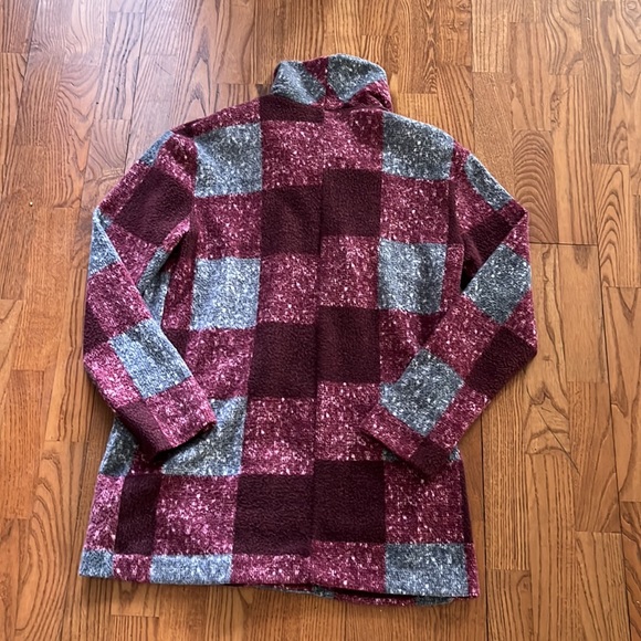 Single button jacket. Size small - Picture 3 of 5